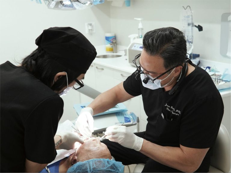 cam implant tuc thi va phuc hinh toan ham dr jason kim 1