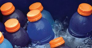 Những loại đồ uống thể thao có thể gây hại cho răng do hàm lượng axit cao.